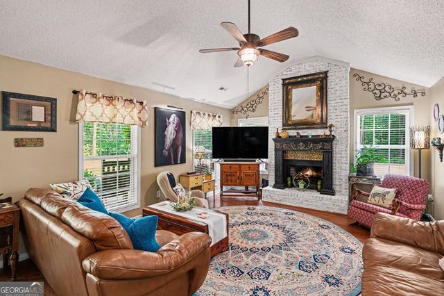 1808 Stallings Road, Senoia, GA 30276
