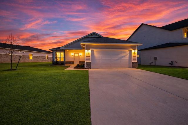 18020 Anthem Boulevard, Edmond, OK 73012