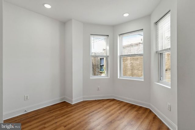 2718 N 11TH ST, Philadelphia, PA 19133