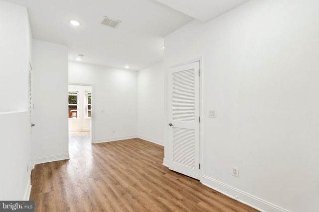 2718 N 11TH ST, Philadelphia, PA 19133