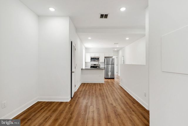 2718 N 11TH ST, Philadelphia, PA 19133