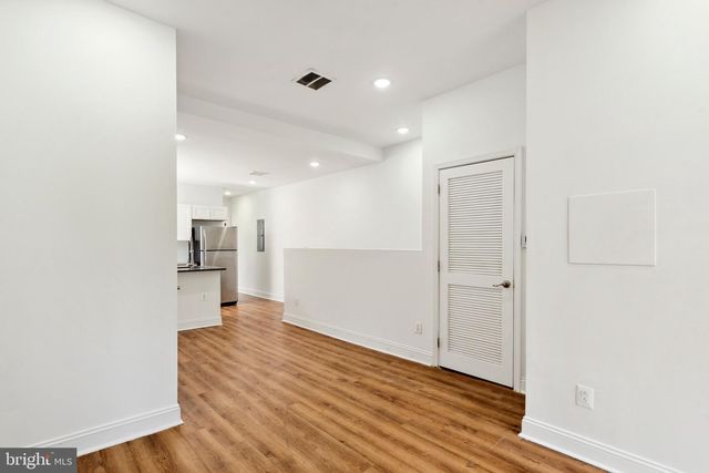 2718 N 11TH ST, Philadelphia, PA 19133