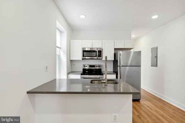 2718 N 11TH ST, Philadelphia, PA 19133