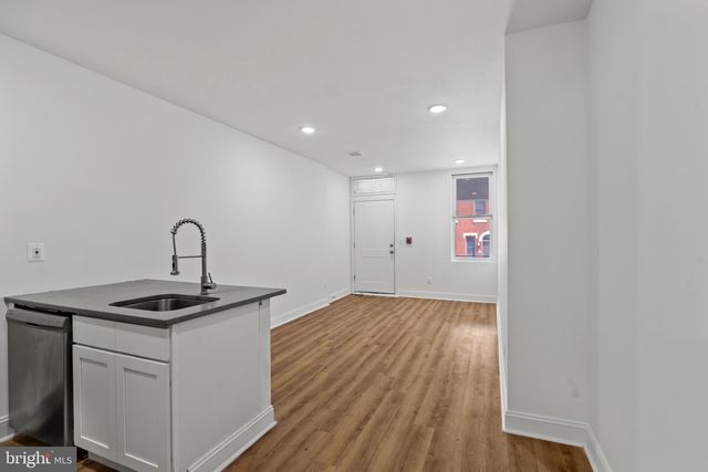 2718 N 11TH ST, Philadelphia, PA 19133