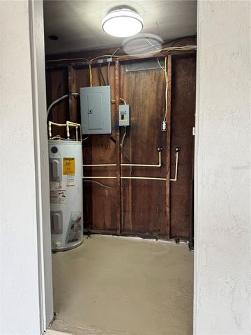 618 CLIFTON STREET, Orlando, FL 32808