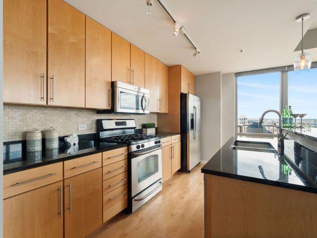 929 Portland Avenue 2405, Minneapolis, MN 55404
