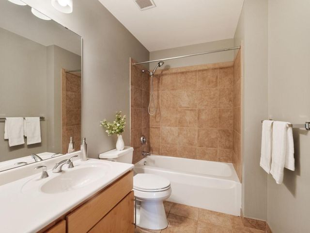 929 Portland Avenue 2405, Minneapolis, MN 55404