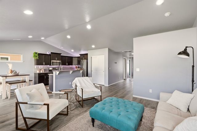 14702 E Sanson Ave, Spokane Valley, WA 99216
