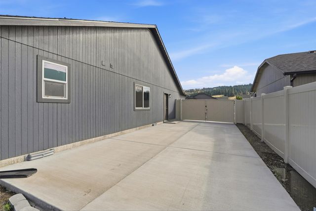 14702 E Sanson Ave, Spokane Valley, WA 99216