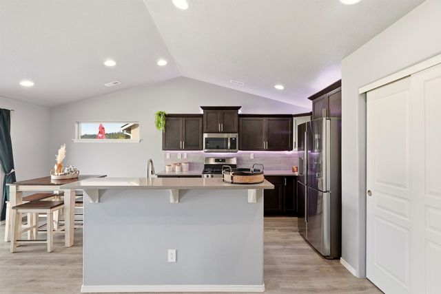 14702 E Sanson Ave, Spokane Valley, WA 99216