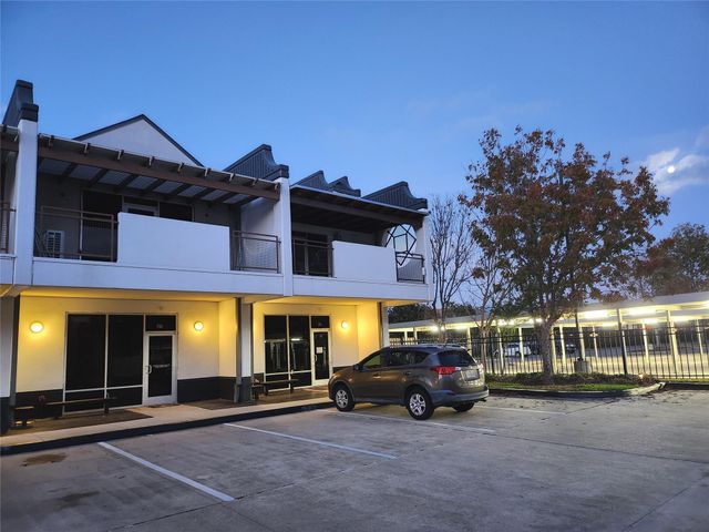 9788 Clarewood Drive 110, Houston, TX 77036