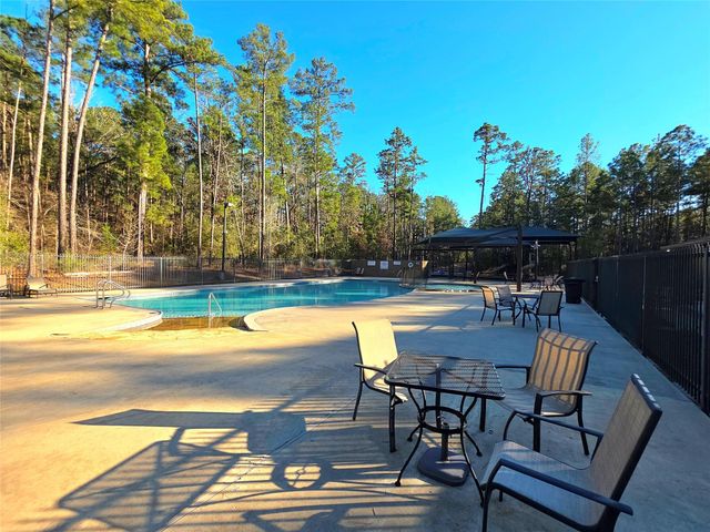 22468 Pebble Beach Way, Huntsville, TX 77320