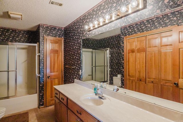 724 Weston Rd Apt Q3, Hot Springs, AR 71913