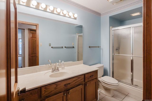 724 Weston Rd Apt Q3, Hot Springs, AR 71913