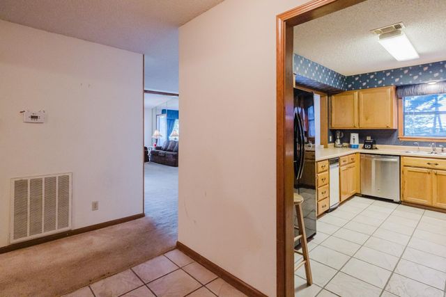 724 Weston Rd Apt Q3, Hot Springs, AR 71913