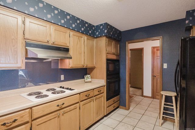 724 Weston Rd Apt Q3, Hot Springs, AR 71913