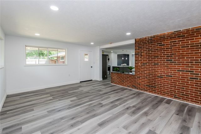 4300 Lambeth Drive, Dayton, OH 45424