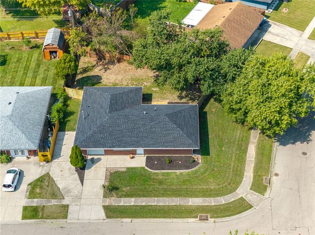 4300 Lambeth Drive, Dayton, OH 45424