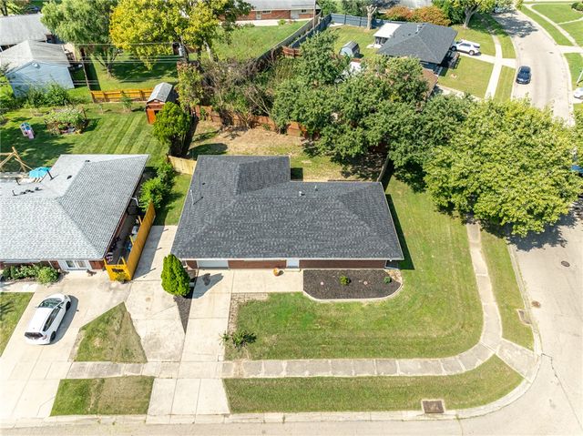 4300 Lambeth Drive, Dayton, OH 45424