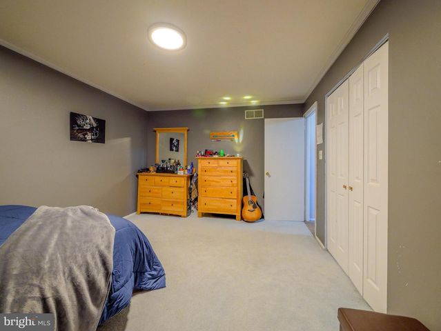 105 PATTIE DR, Newark, DE 19702