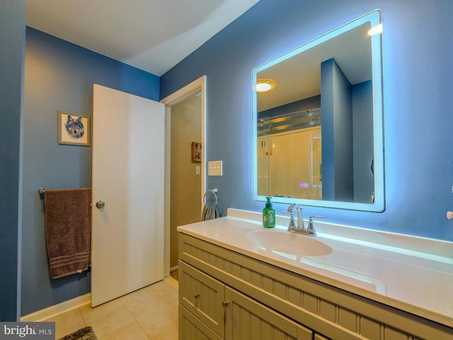 105 PATTIE DR, Newark, DE 19702