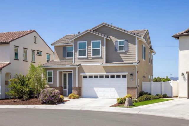 9392 Song Bird Way, Santee, CA 92071