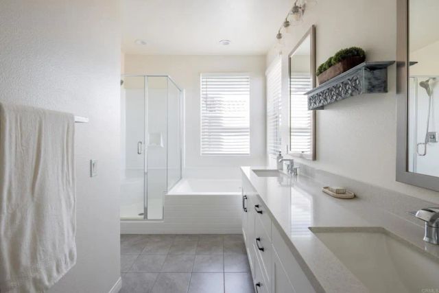 9392 Song Bird Way, Santee, CA 92071