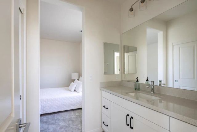 9392 Song Bird Way, Santee, CA 92071