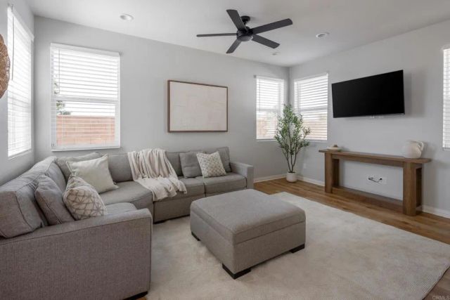 9392 Song Bird Way, Santee, CA 92071