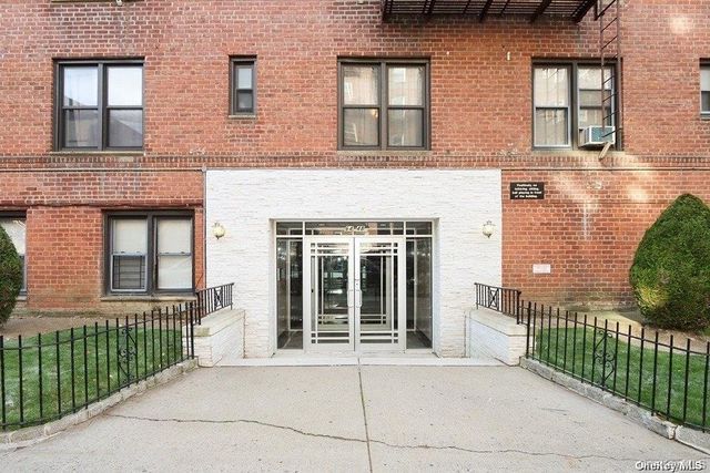 6448 Booth Street 1F, Rego Park, NY 11374