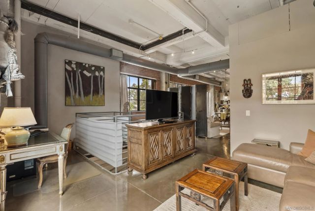 3940 7th Ave 106, San Diego, CA 92103