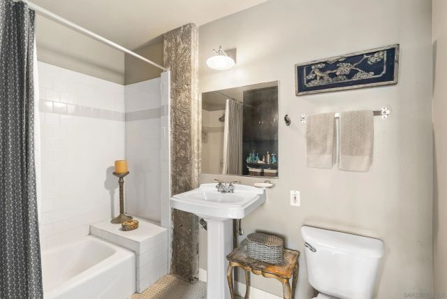 3940 7th Ave 106, San Diego, CA 92103