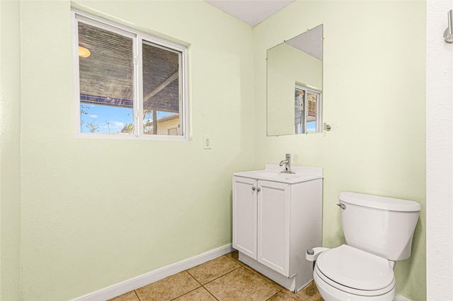 1007 Trimm Avenue, Pasadena, TX 77502