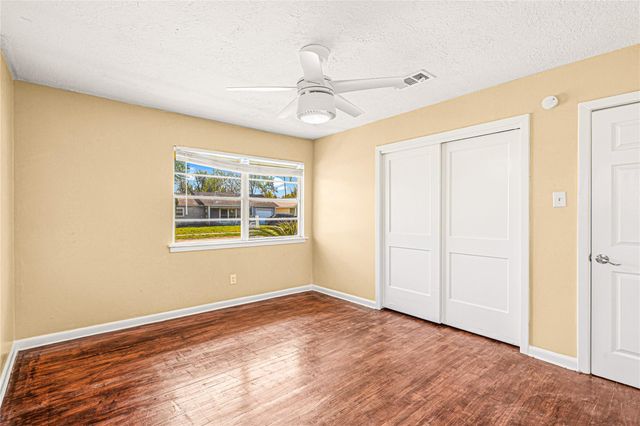 1007 Trimm Avenue, Pasadena, TX 77502