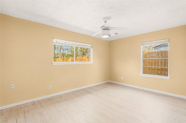 1007 Trimm Avenue, Pasadena, TX 77502