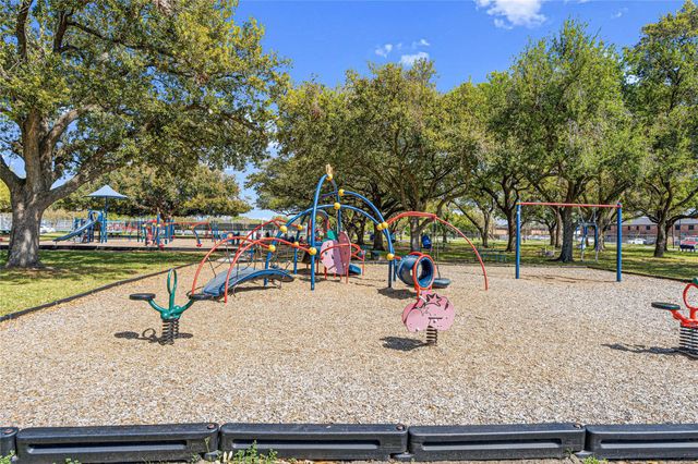 1007 Trimm Avenue, Pasadena, TX 77502