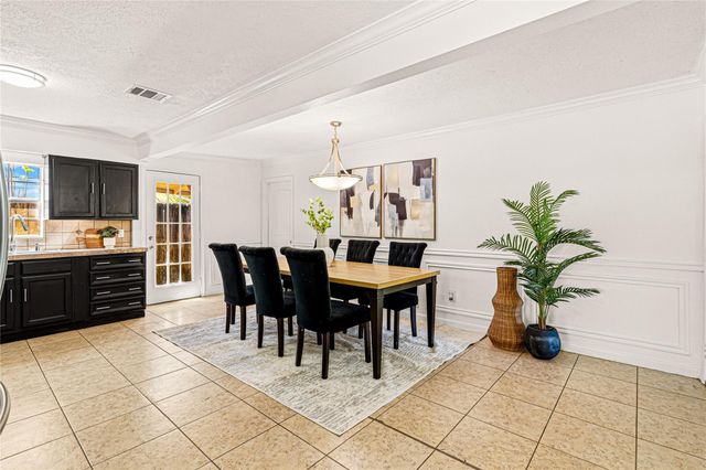 1007 Trimm Avenue, Pasadena, TX 77502