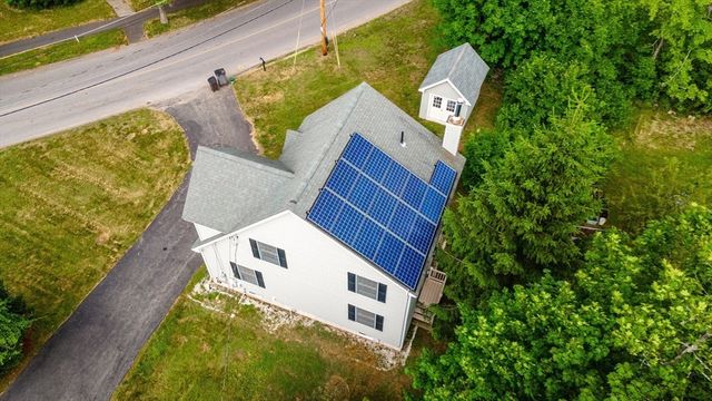 208 Lawrence Street, Gardner, MA 01440
