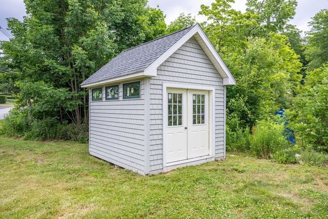 208 Lawrence Street, Gardner, MA 01440