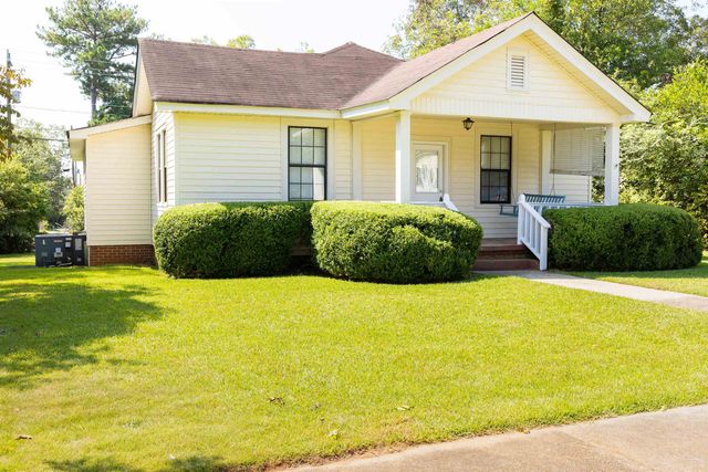 524 W Goodrich Avenue, Thomaston, GA 30286