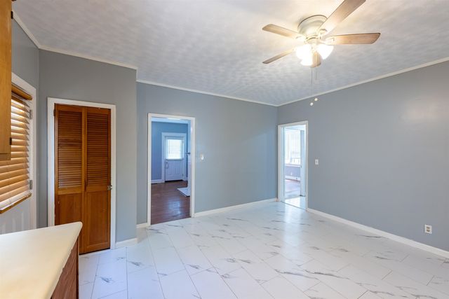 524 W Goodrich Avenue, Thomaston, GA 30286