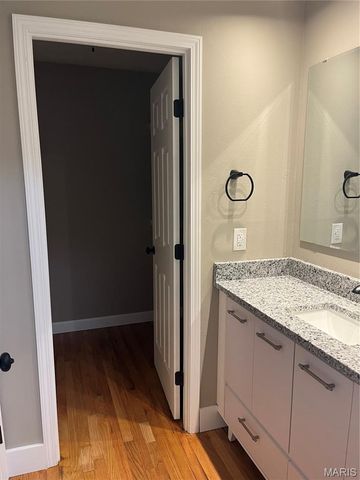 4484 Miletus Drive, Florissant, MO 63033