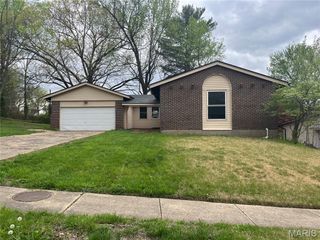 4484 Miletus Drive, Florissant, MO 63033