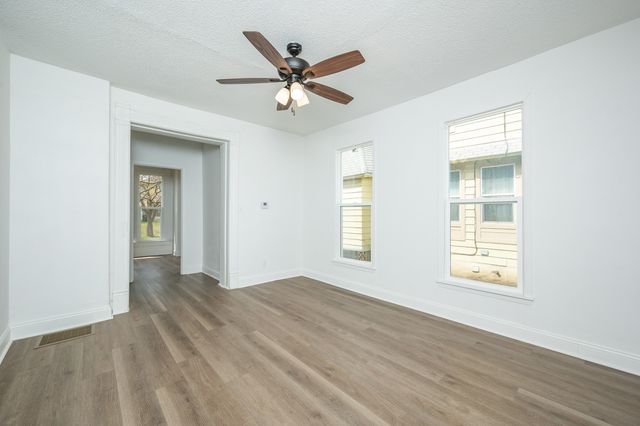 1303 22nd Street, Des Moines, IA 50311