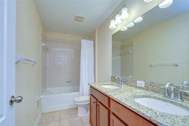 2451 DAKOTA ROCK DRIVE, Ruskin, FL 33570