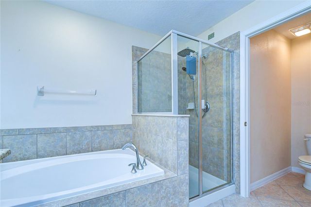 2451 DAKOTA ROCK DRIVE, Ruskin, FL 33570