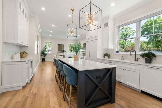 10 Spiers Road, Newton, MA 02459