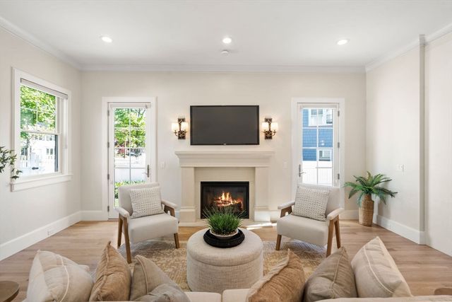 10 Spiers Road, Newton, MA 02459
