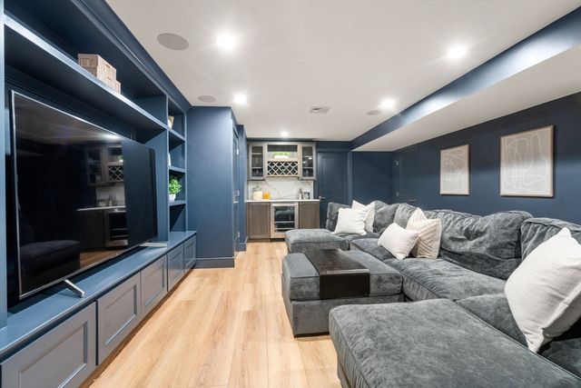 10 Spiers Road, Newton, MA 02459