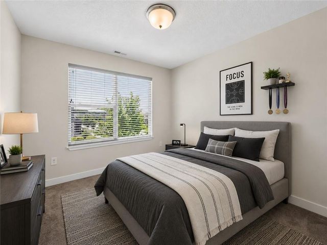 13334 W 180th Terrace, Overland Park, KS 66013